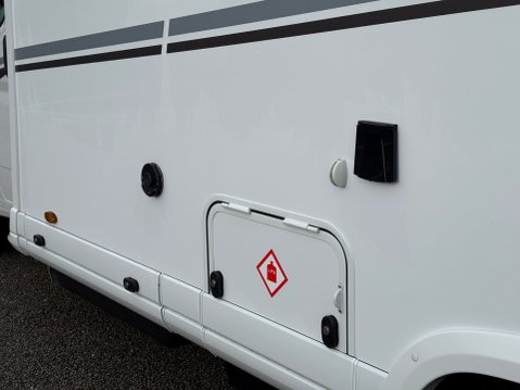 Pilote P740FGJ Evidence 11