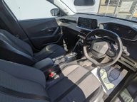 Peugeot 2008 ALLURE PREMIUM 12