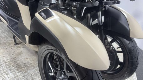 Yamaha Tricity 300 2024 ONLY 443 MILES!! 3 WHEELER TRIKE RIDE ON A CAR LICENCE 300CC 32