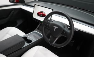 Tesla Model Y RWD Comfort Suspension White Interior Multi Coat Red One Owner Pristine 2