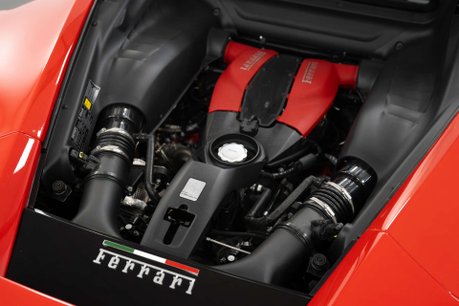 Ferrari F8 3.9 F8 Tributo Semi-Auto 2dr 32