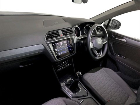 Volkswagen Tiguan 1.5 TSI Life SUV 5dr Petrol Manual Euro 6 (s/s) (150 ps) Air Con - Alloy Wh 28