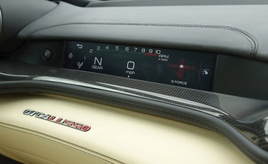 Ferrari GTC4 Lusso 25