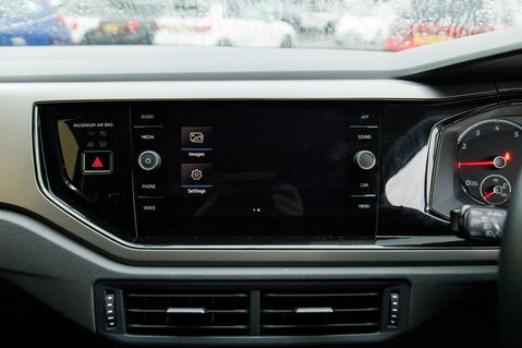 Volkswagen Polo MATCH TSI 30