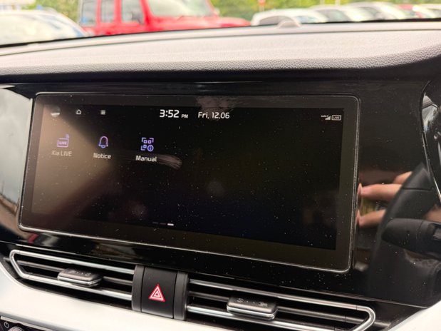Kia Niro 3 31