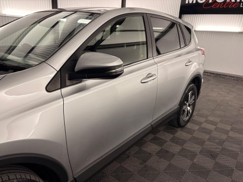Toyota Rav4 2.0 D-4D Business Edition Euro 6 (s/s) 5dr 24