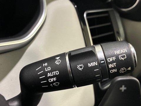 Land Rover Range Rover Sport 3.0 SD V6 HSE Dynamic Auto 4WD Euro 6 (s/s) 5dr 31