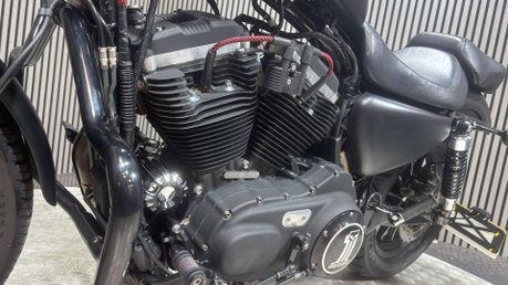 Harley-Davidson Sportster 883 XL883N IRON 2015 20K NEW MOT SERVICED CRUISER BIKE 41