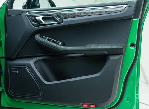 Porsche Macan GTS 30