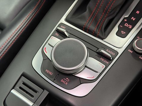 Audi RS3 2.5 TFSI Sportback 5dr Petrol S Tronic quattro Euro 6 (s/s) (Nav) (367 ps) 45