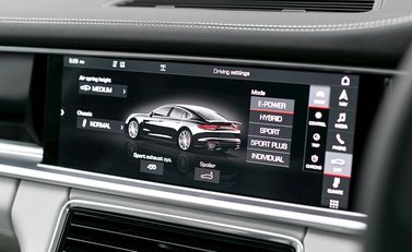 Porsche Panamera Turbo S E-Hybrid 22