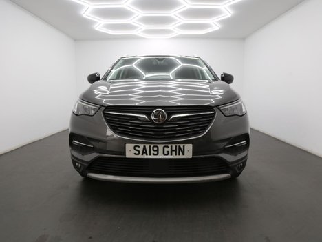 Vauxhall Grandland X 1.2 Turbo Design Line Euro 6 (s/s) 5dr