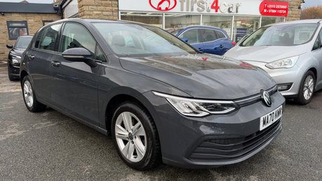 Volkswagen Golf LIFE TSI