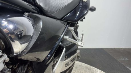 Suzuki Bandit 600 GSF 2001 ONLY 18K MK2 LONG MOT VERY CLEAN 600CC A2 BIKE 54