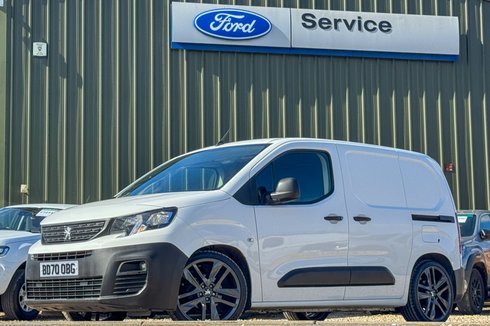Peugeot Partner SWB L1H1 [SOLD AUC] Low Roof Professional Air Con Alloys Sensors EURO 6 NO 