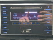 Toyota Hilux Active 4WD D-4D DCB Utility Service Body - Uprated to 3.5t 29