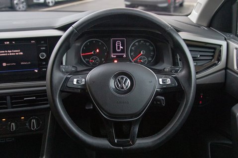 Volkswagen Polo MATCH TSI 21