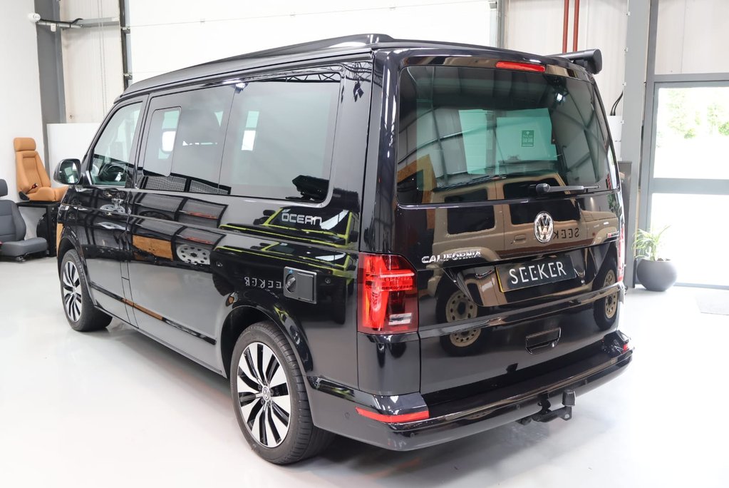 Volkswagen California OCEANI 4MOTION DSG HUGE SPEC VERY RARE  5 YEAR WARRANTY FROM NEW  4 BERTH 9