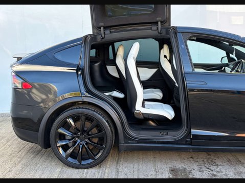 Tesla Model X ModeL X 75D 4WD 5dr 25