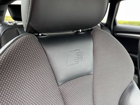 Audi A3 2.0 TDI Black Edition Sportback S Tronic Euro 6 (s/s) 5dr 11