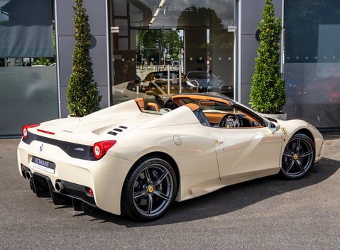 Ferrari 458 Speciale Aperta 4