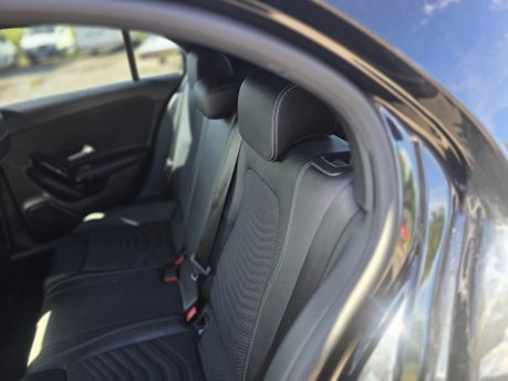 Mercedes-Benz A Class 1.5 A180d SE Hatchback 5dr Diesel 7G-DCT Euro 6 (s/s) (116 ps) 13