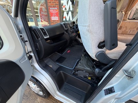 Elddis Majestic 155 FIXED BED 4 BERTH BIG SPEC COACH BUILT 6