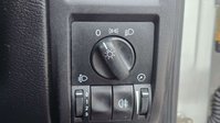 Vauxhall Astra 1.4i 16v Enjoy Hatchback 5dr Petrol Manual (167 g/km, 89 bhp) 25