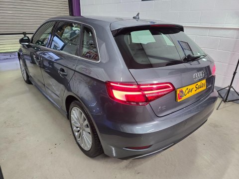 Audi A3 1.4 TFSI e-tron Sportback e-S Tronic Euro 6 5dr 8.8kWh 7