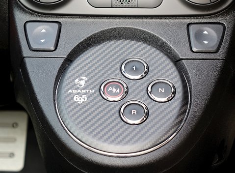 Abarth 695 Edizione Maserati 17