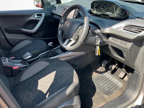 Peugeot 2008 1.2 PureTech Active 5dr 18