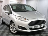 Ford Fiesta TITANIUM 19