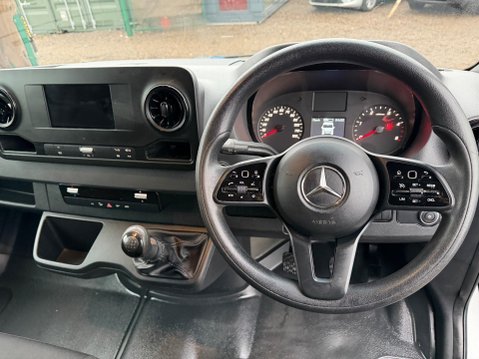 Mercedes-Benz Sprinter 2.0 315 CDI Progressive RWD L2 H2 Euro 6 (s/s) 5dr 11