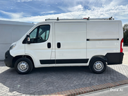 Citroen Relay 33 L1H1 X 120 ps BlueHdi Panel Van - Racking & Invertor 8