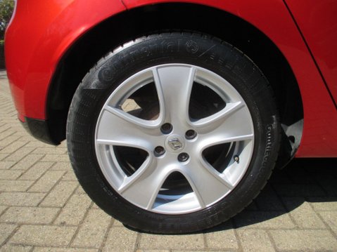 Renault Clio 1.2 16V Dynamique Nav Euro 6 5dr 12