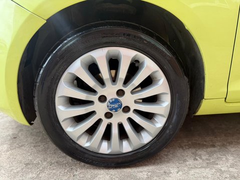 Ford Ka 1.2 Zetec Euro 4 3dr 14