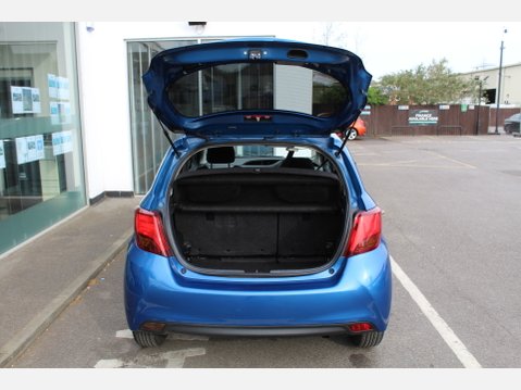 Toyota Yaris VVT-I ICON 25