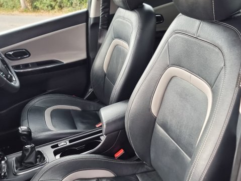 Kia Ceed CRDI 4 TECH ECODYNAMICS 19