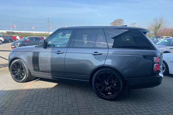 Land Rover Range Rover 3.0 SDV6 VOGUE AUTO 17