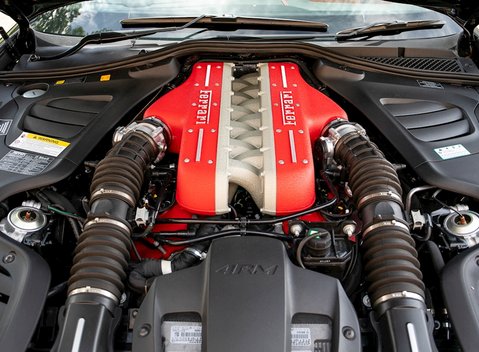 Ferrari GTC4 Lusso 18