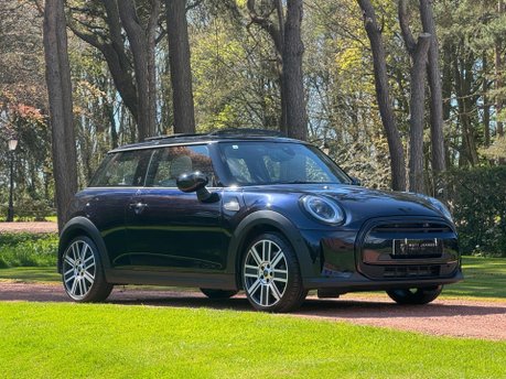 Mini Hatch COOPER EXCLUSIVE