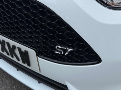 Ford Fiesta 1.6T EcoBoost ST-2 Hatchback 3dr Petrol Manual Euro 6 (182 ps) 20