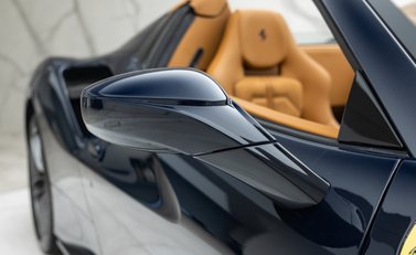 Ferrari 488 SPIDER 44