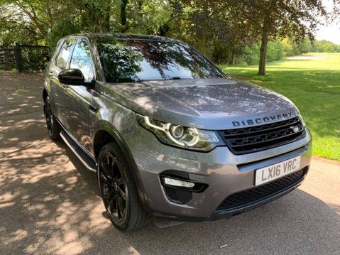Land Rover Discovery Sport 2.0 TD4 HSE BLACK 3