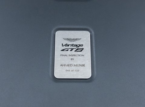 Aston Martin Vantage GT8 46