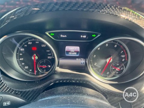 Land Rover Discovery Sport 2.0 TD4 SE Tech 4WD Euro 6 (s/s) 5dr 12