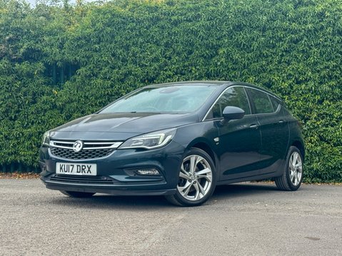 Vauxhall Astra 1.6 CDTi BlueInjection SRi Hatchback 5dr Diesel Auto Euro 6 (136 ps) 27