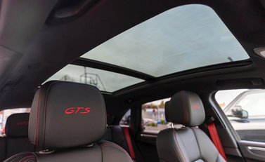 Porsche Macan GTS 14