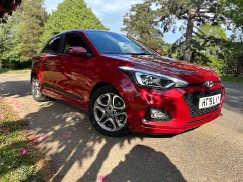 Hyundai i20 T-GDI PREMIUM NAV 8