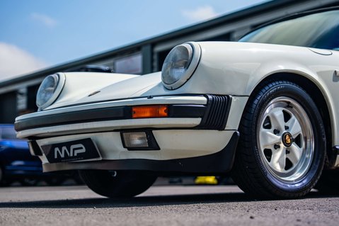 Porsche 911 3.2 Classic Carrera Cabriolet 2dr Petrol Manual (231 bhp) 23